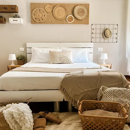 Amy Casetta Di Charme 3*