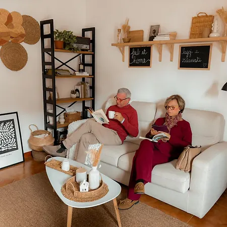 Amy Casetta Di Charme 3*